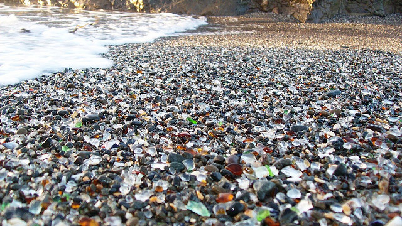 Glass Beach La Spiaggia Di Vetro Viaggiamo