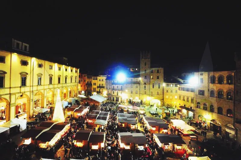 Mercatini di Natale Arezzo date e orari Viaggiamo