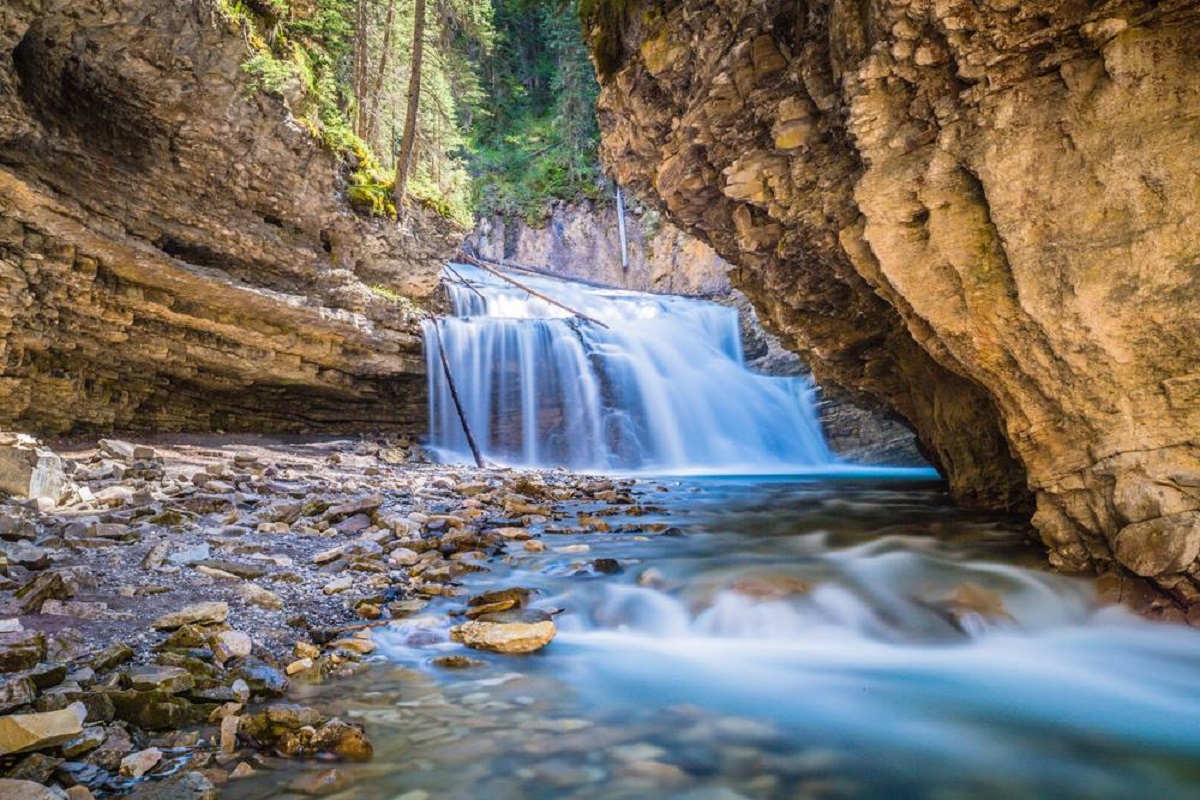 johnston canyon