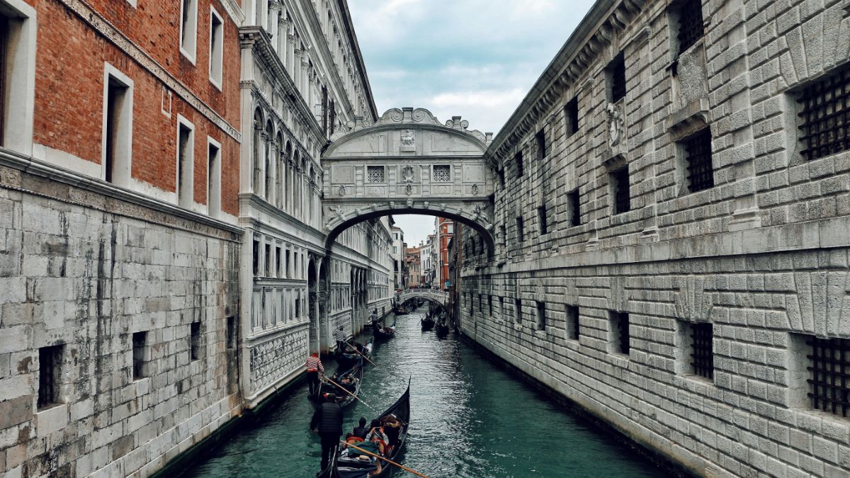 Venezia e il suo Negozio Olivetti